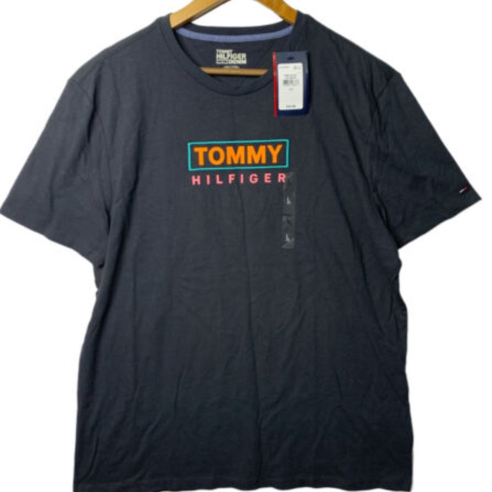 Tommy Hilfiger Men's Black T-shirt